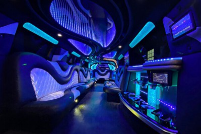 Ann Arbor, MI Limousines & Ann Arbor Party Buses To Rent For Private Individuals Or Companies